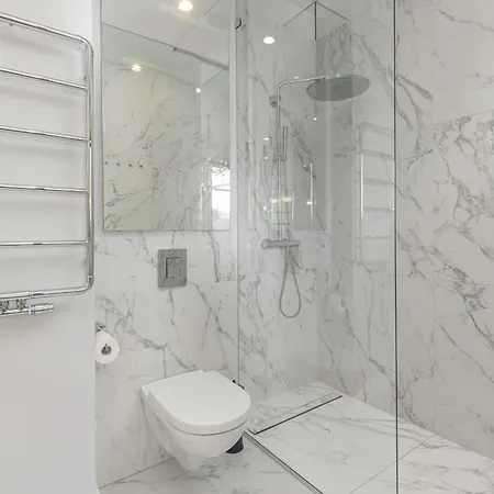 Royal Garden In Wilanow By Renters Prestige Apartament