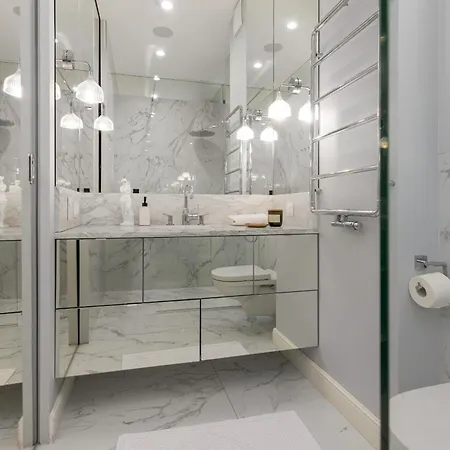 Royal Garden In Wilanow By Renters Prestige Apartament *