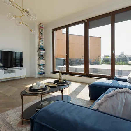 Royal Garden In Wilanow By Renters Prestige Apartament
