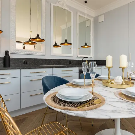 Apartment Royal Garden In Wilanow By Renters Prestige *